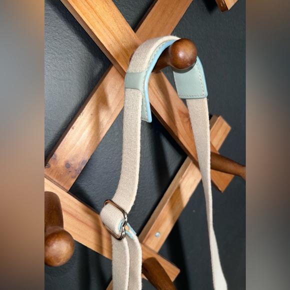 Vintage Coach BabyBlue Signature C crossbody bag with leather trim and Bag Charm - Picture 12 of 16